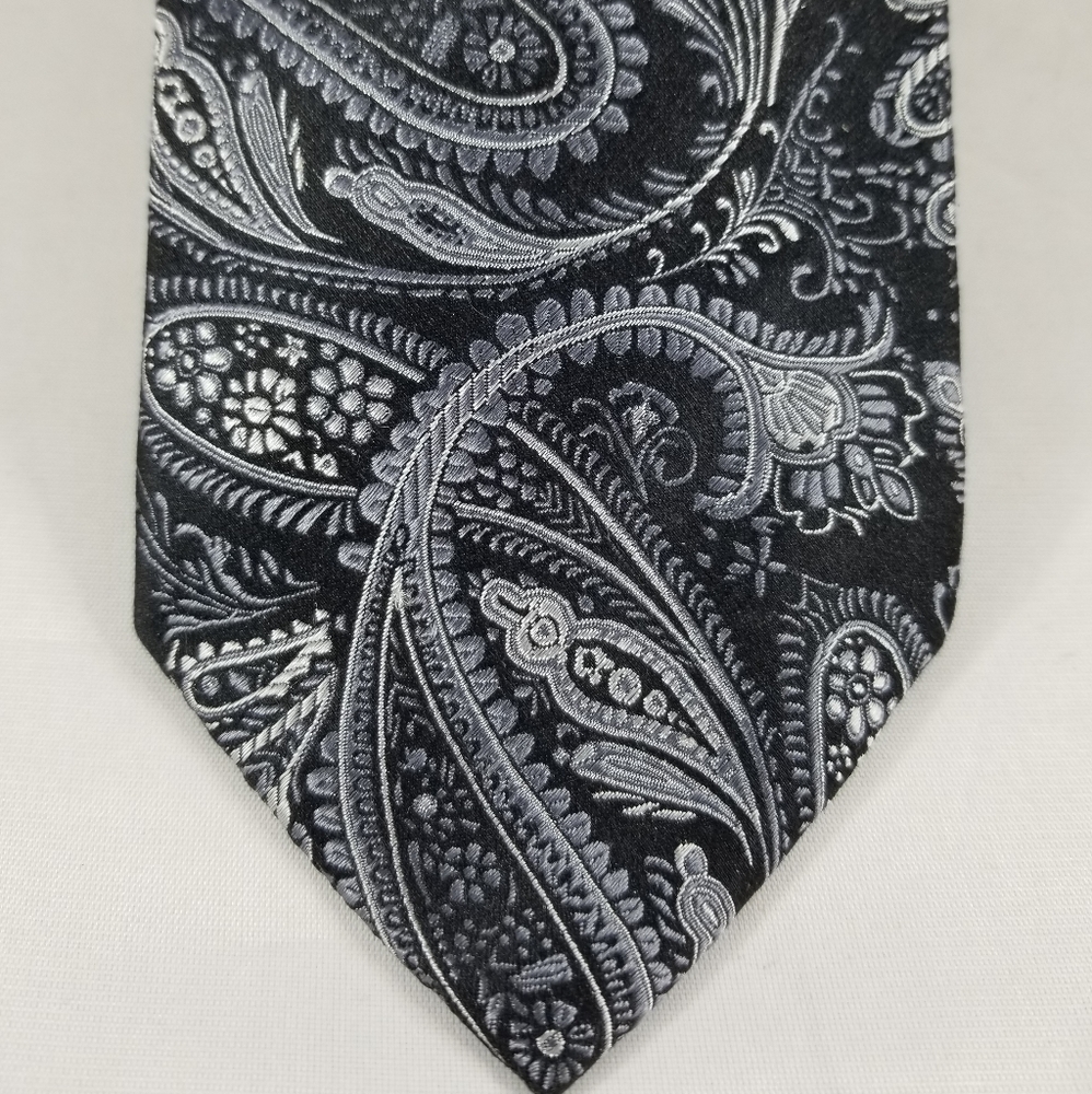 Croft & Barrow Black Gray Paisley Silk Neck Tie - Picture 5 of 8